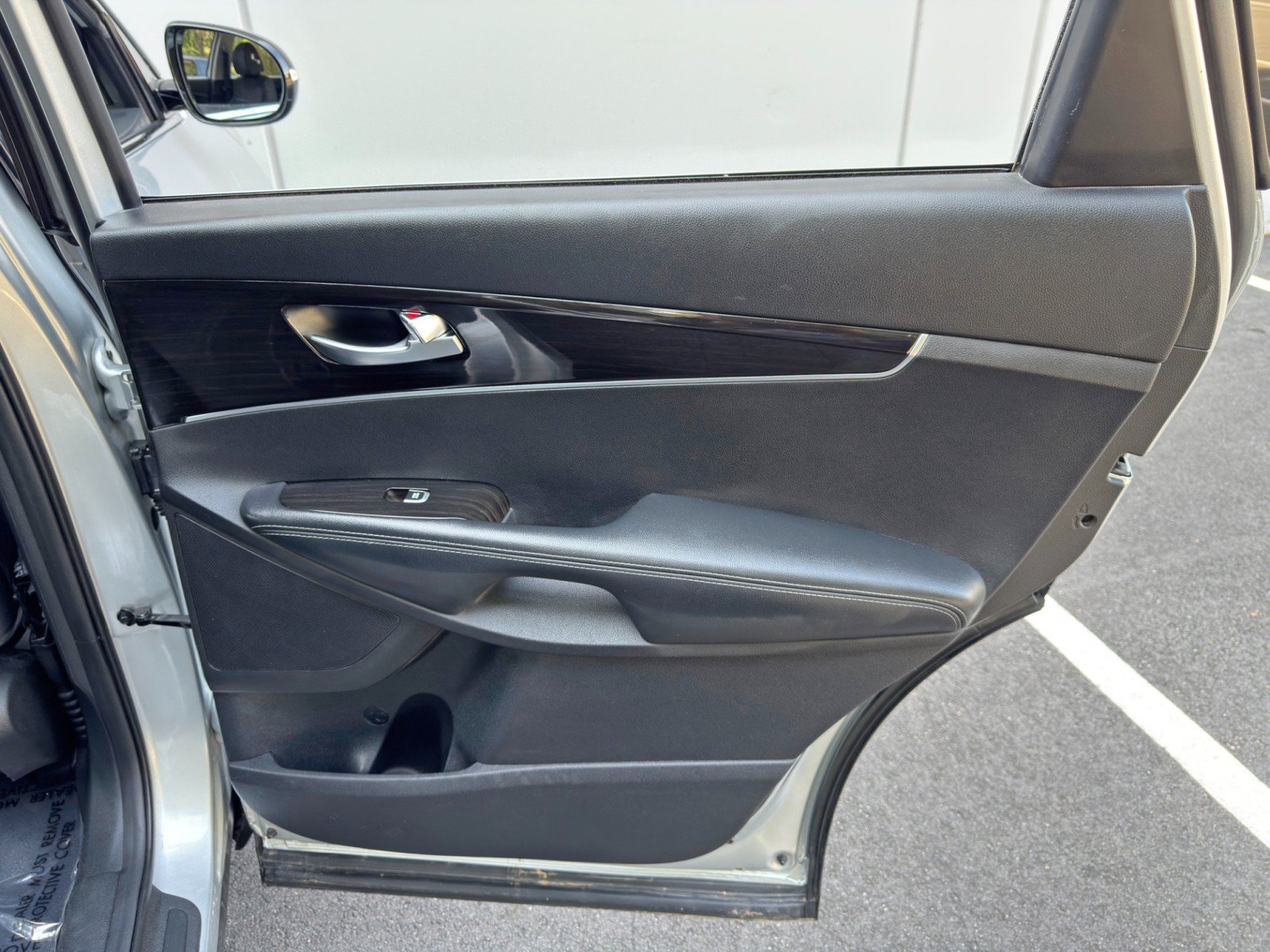 Used 2020 Kia Sorento S FWD image 41
