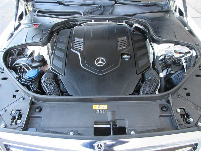 Used 2019 Mercedes-Benz S 560 4MATIC Sedan image 55