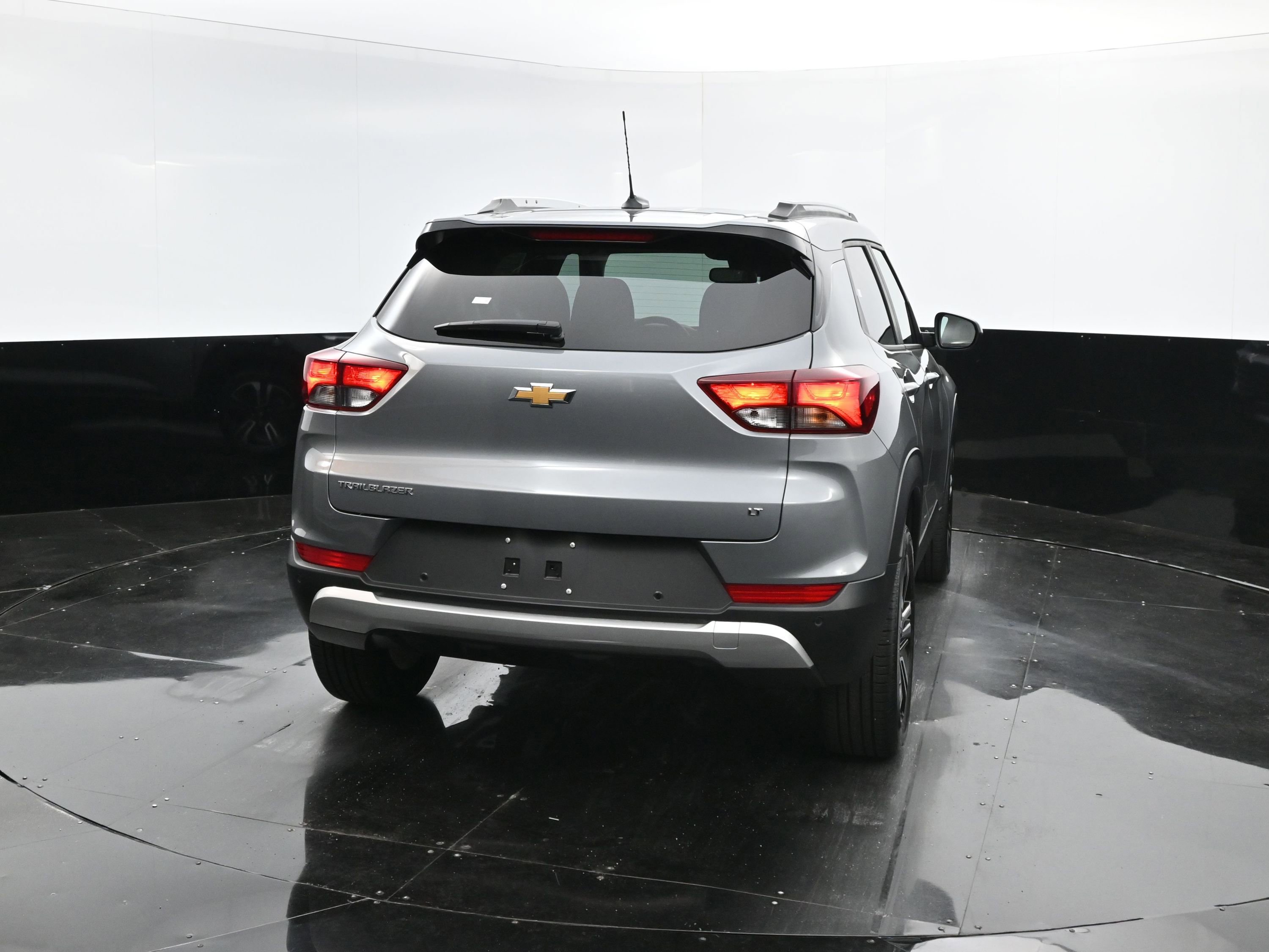New 2025 Chevrolet TrailBlazer LT w/ Convenience Package image 6
