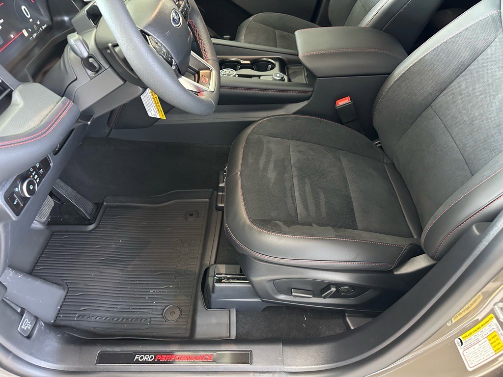 New 2026 Ford Explorer ST w/ Sun And Sound Package image 18