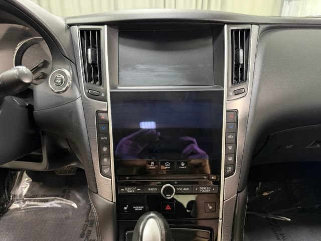 Used 2015 INFINITI Q50 Premium w/ Navigation Package AWD/4WD image 13
