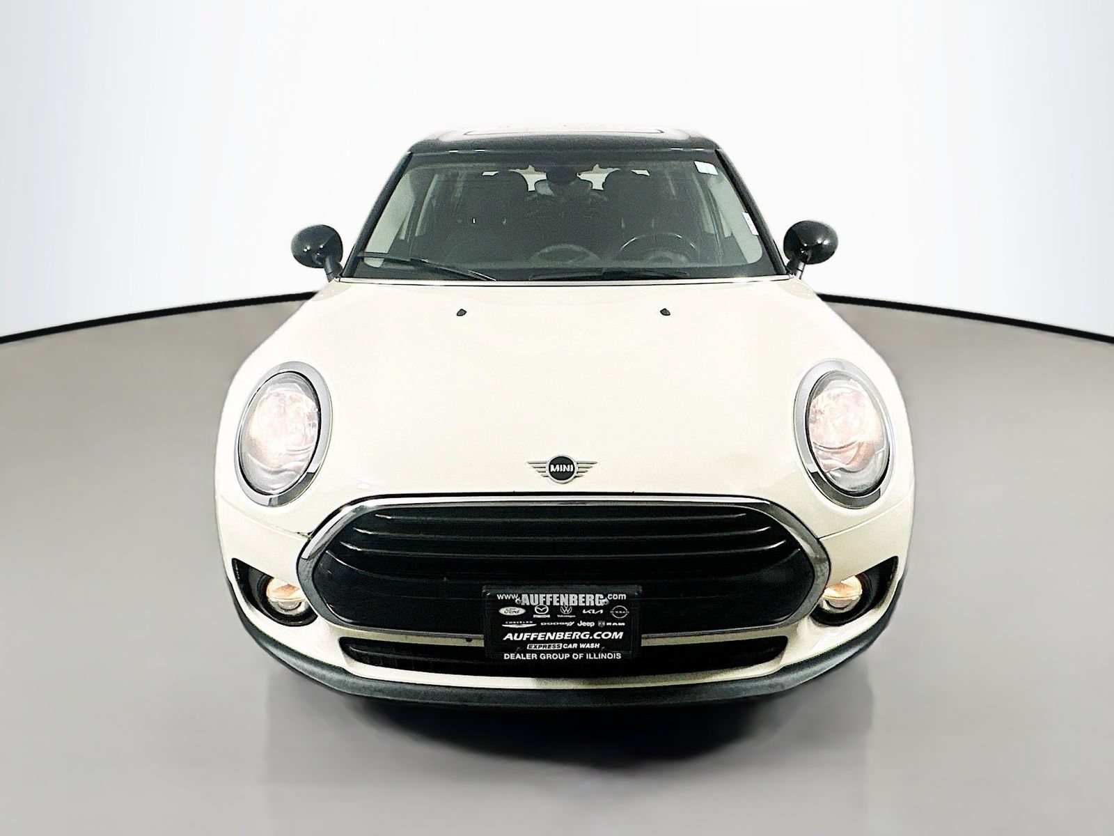 Used 2019 MINI Cooper Clubman FWD image 2