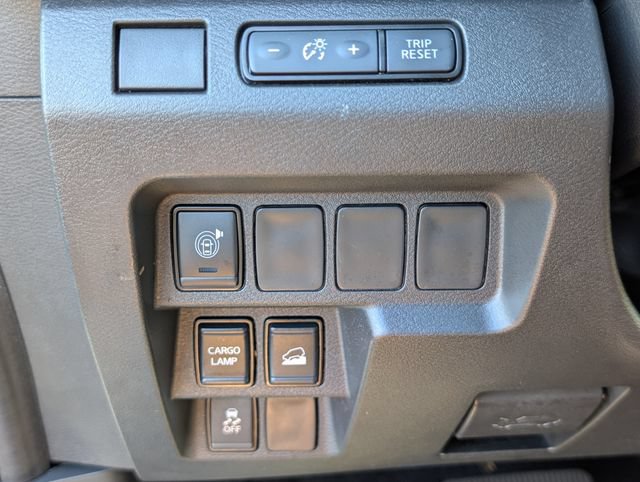 Used 2025 Nissan Frontier S AWD/4WD image 18