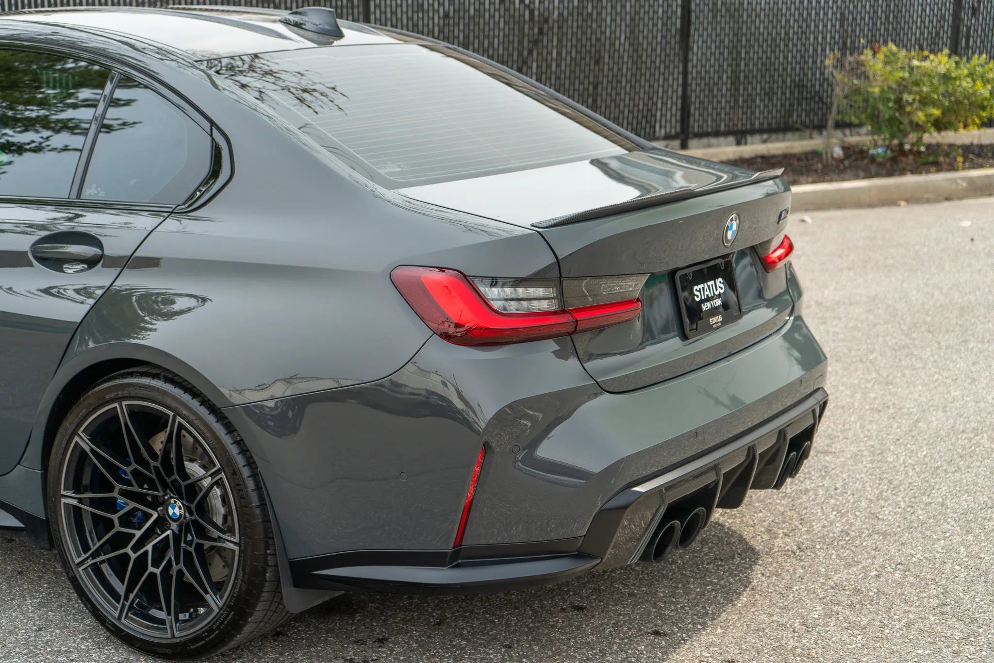 Used 2022 BMW M3 Competition w/ M Carbon Exterior Package image 33