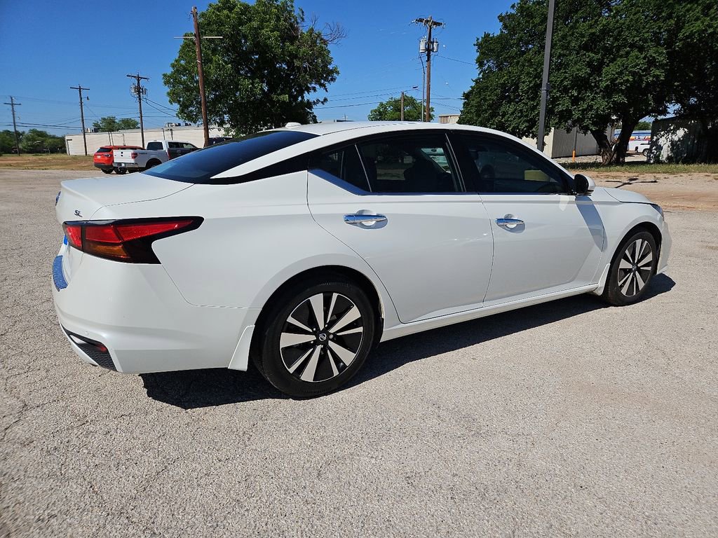 Used 2022 Nissan Altima 2.5 SL FWD image 11