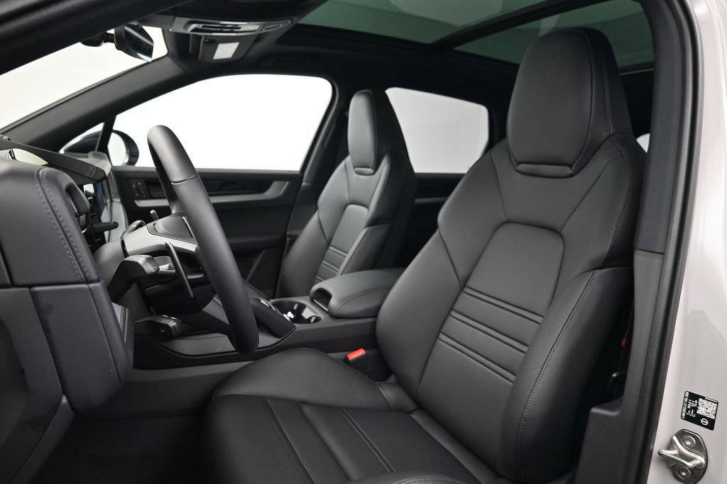 New 2026 Porsche Cayenne S AWD/4WD image 5