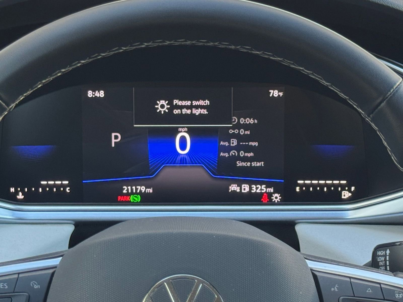 Used 2025 Volkswagen Taos SE FWD image 41