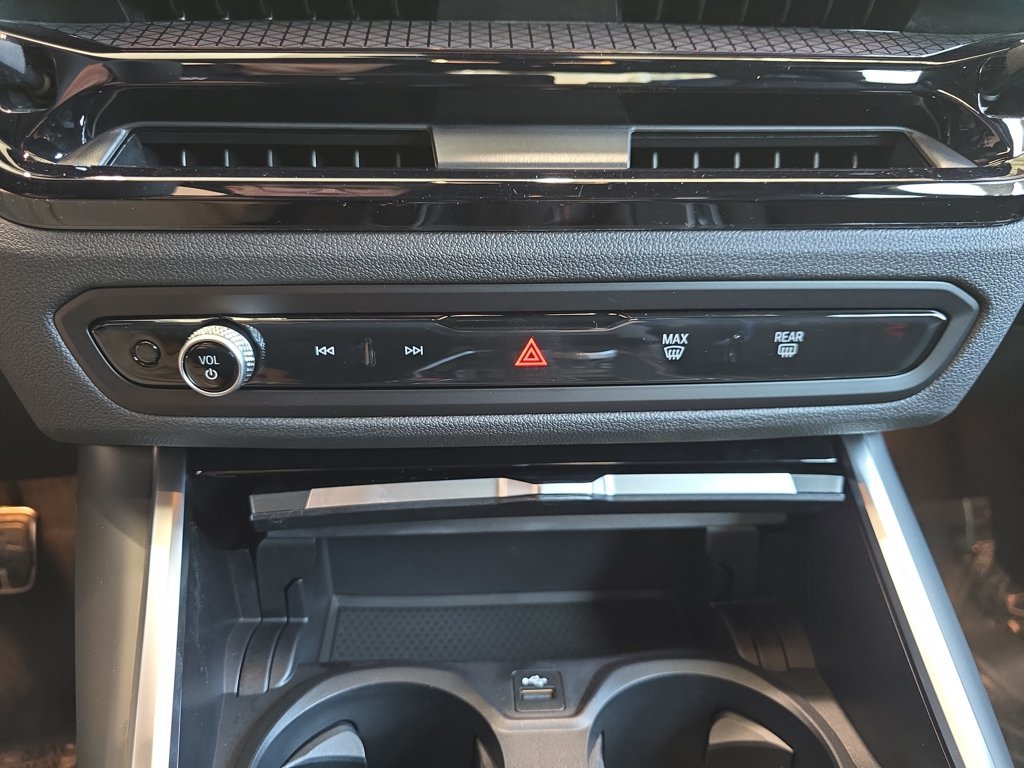 New 2026 BMW M2 w/ Lighting Package RWD image 19
