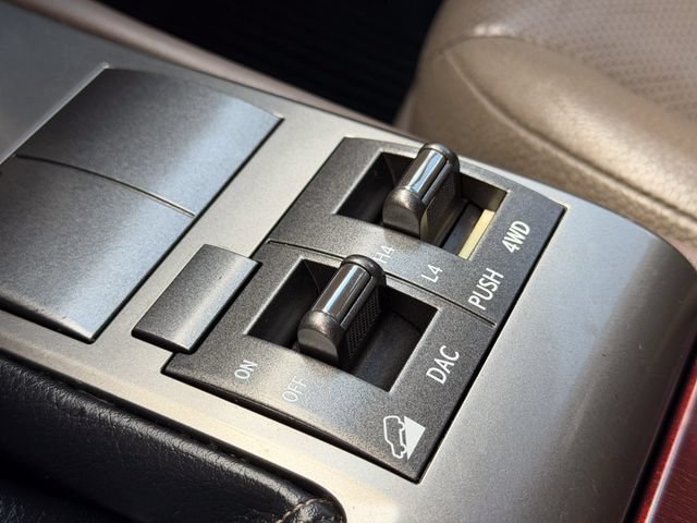 Used 2015 Lexus GX 460 w/ Premium Package AWD/4WD image 16