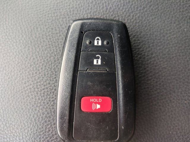 Used 2023 Toyota RAV4 XLE FWD image 29