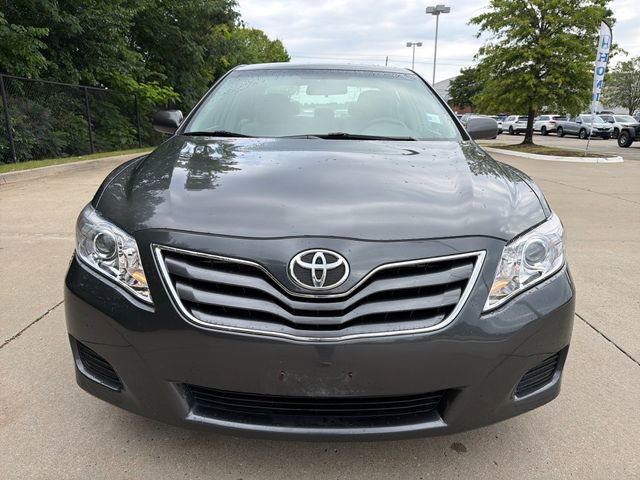 Used 2010 Toyota Camry LE FWD image 8