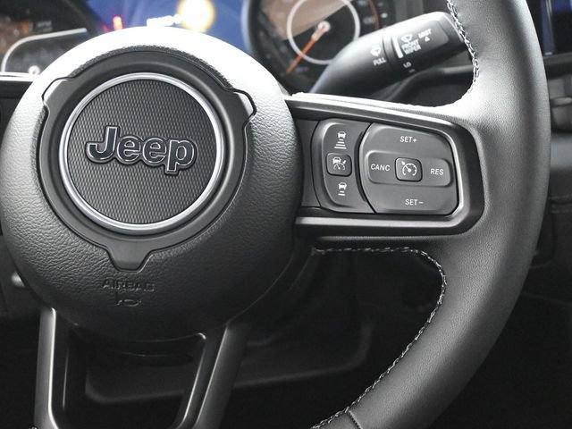 New 2025 Jeep Gladiator Rubicon w/ Safety Group AWD/4WD image 26