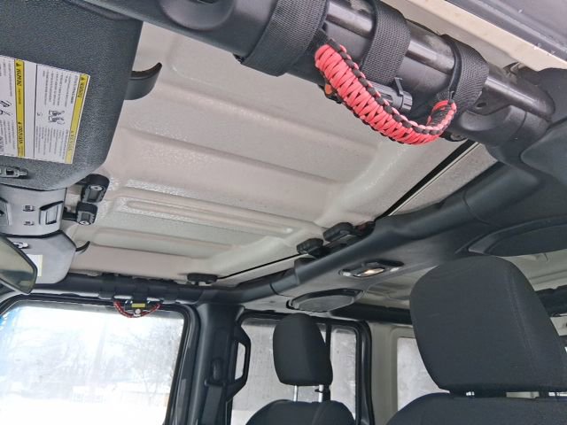 Used 2018 Jeep Wrangler Unlimited Sport image 14