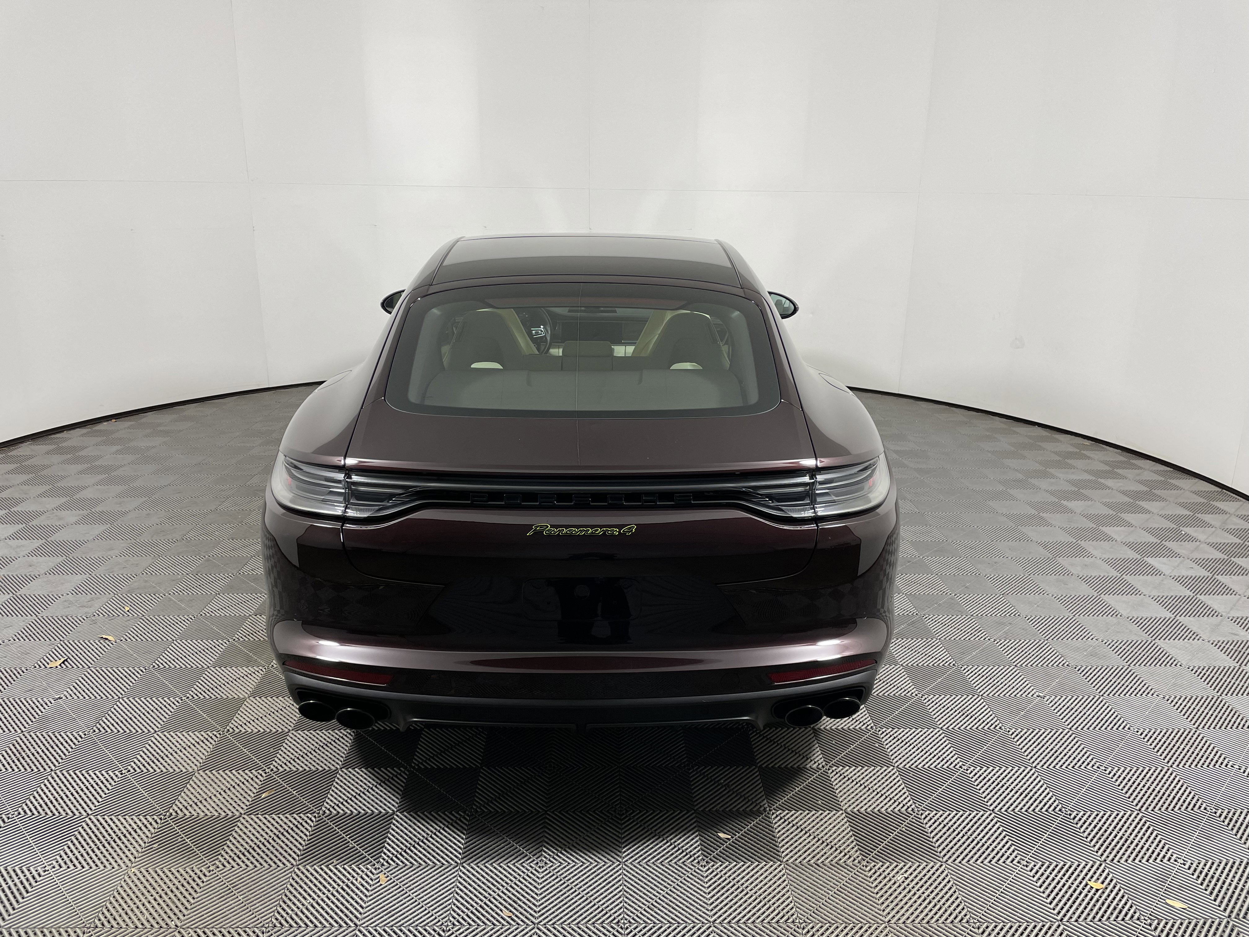 Certified 2023 Porsche Panamera 4 Platinum Edition w/ Assistance Package image 6