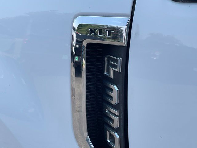 Used 2022 Ford F350 XLT w/ XLT Value Package AWD/4WD image 6