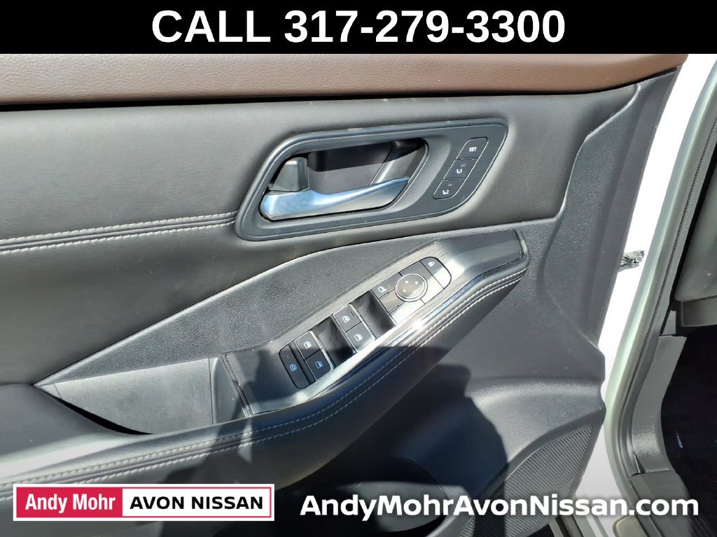 Certified 2023 Nissan Rogue SL AWD/4WD image 16
