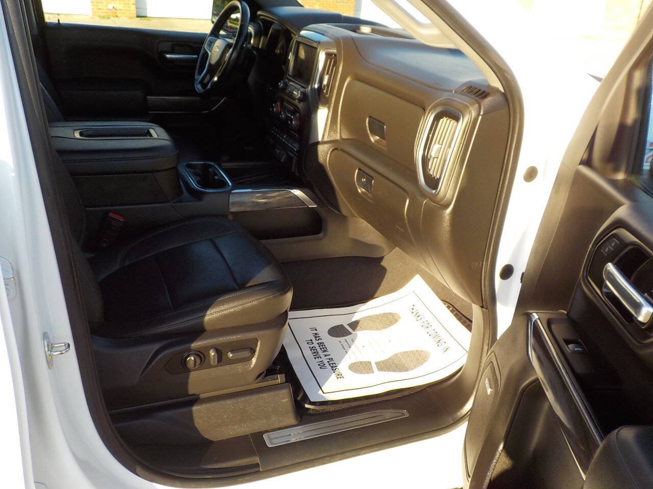 Used 2021 Chevrolet Silverado 1500 LTZ w/ Technology Package AWD/4WD image 27