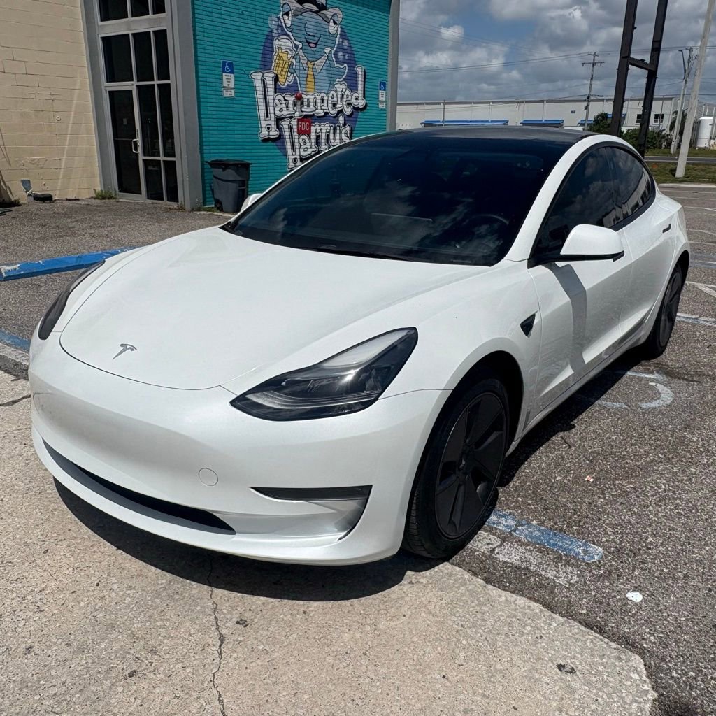 Used 2023 Tesla Model 3 Standard Range image 7