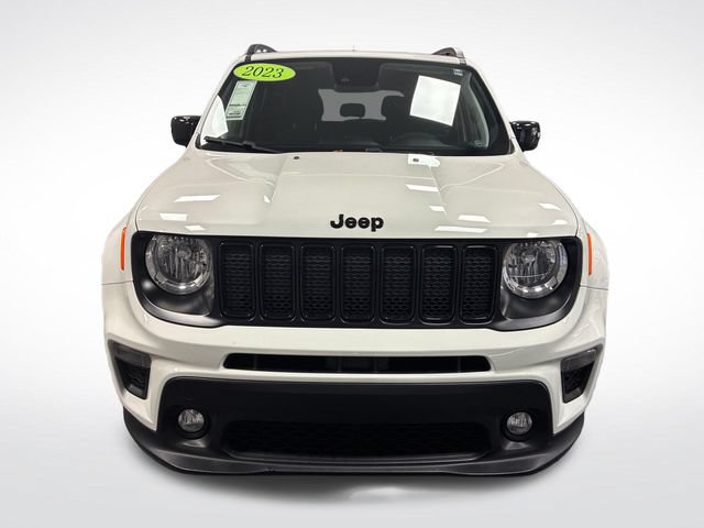 Used 2023 Jeep Renegade Altitude AWD/4WD image 8