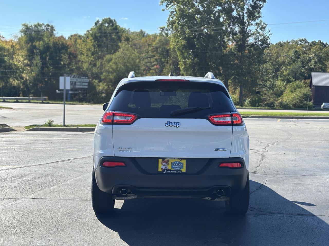 Used 2014 Jeep Cherokee Latitude w/ Cold Weather Group AWD/4WD image 7