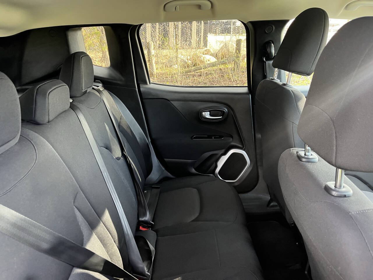 Used 2019 Jeep Renegade Sport w/ Sport Appearance Group AWD/4WD image 27