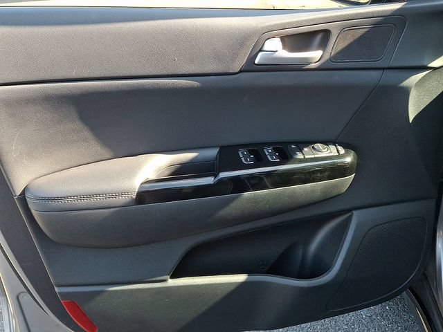 Used 2022 Kia Sportage Nightfall Edition w/ Nighfall AWD Premium Package image 12