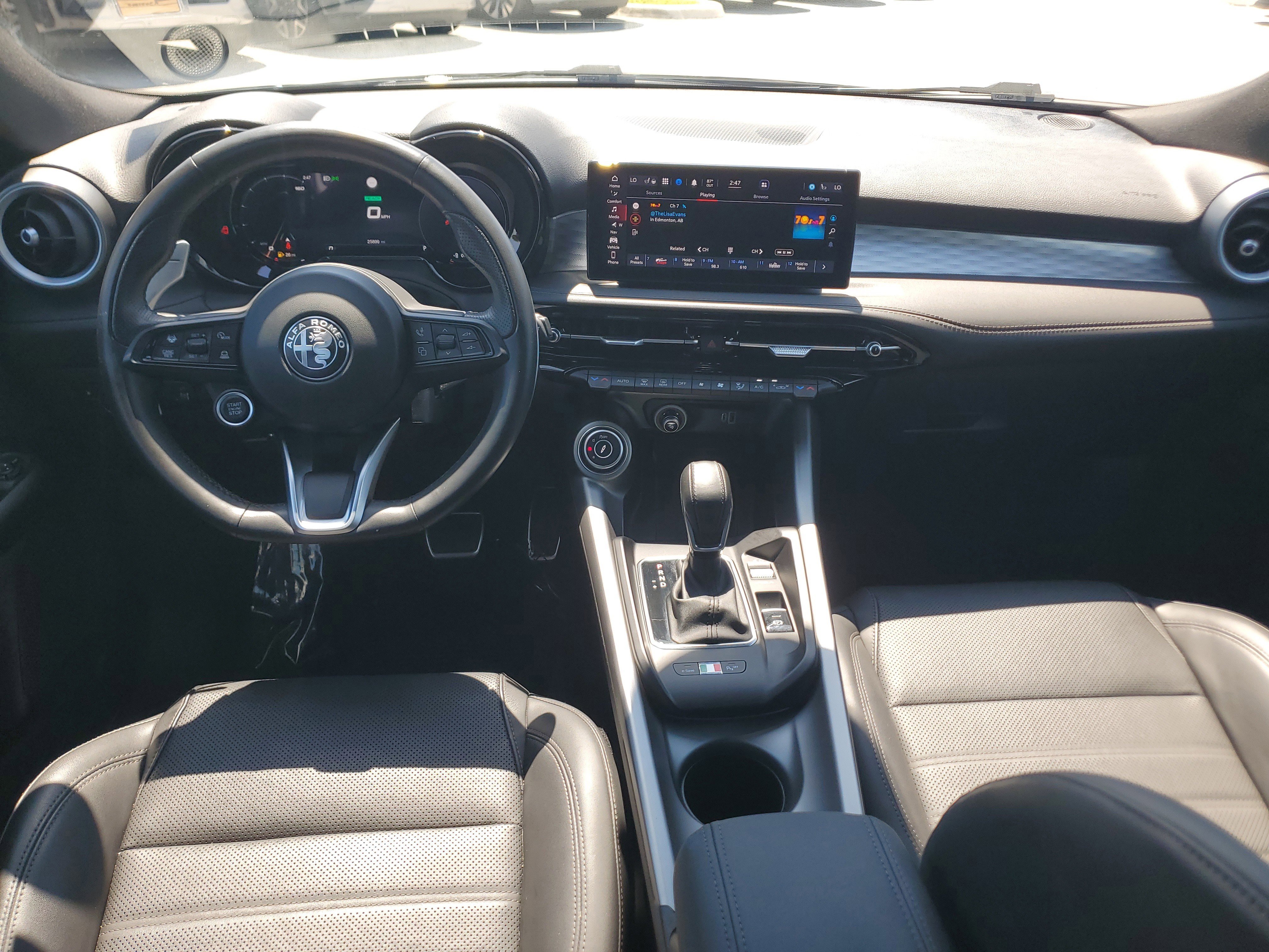 Used 2024 Alfa Romeo Tonale Veloce AWD/4WD image 15