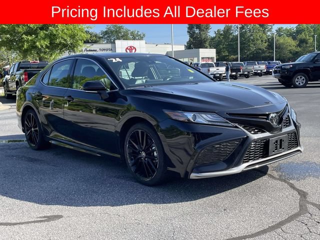 Used 2024 Toyota Camry XSE FWD image 7