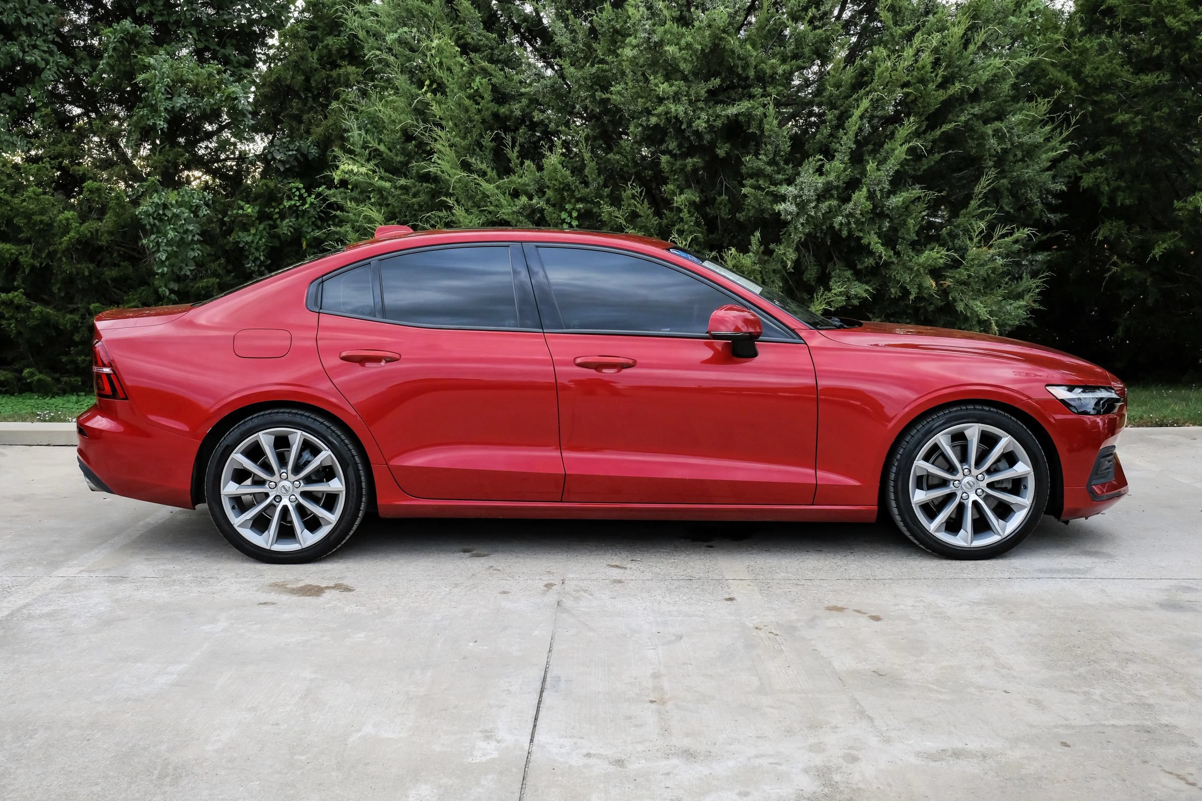 Used 2020 Volvo S60 T5 Momentum FWD image 8