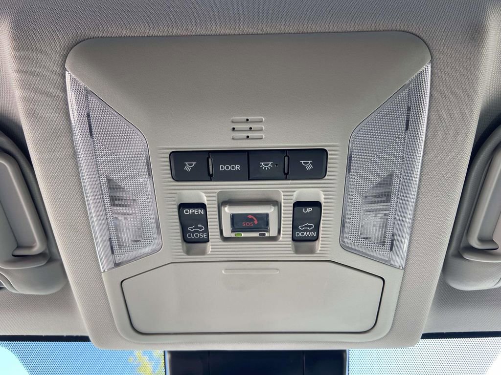 Used 2024 Toyota RAV4 XLE Premium FWD image 24
