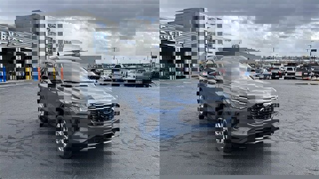 New 2025 Ford Escape Active w/ Cold Weather Package