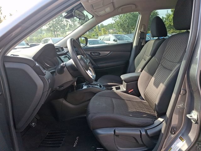Used 2020 Nissan Rogue S FWD image 14