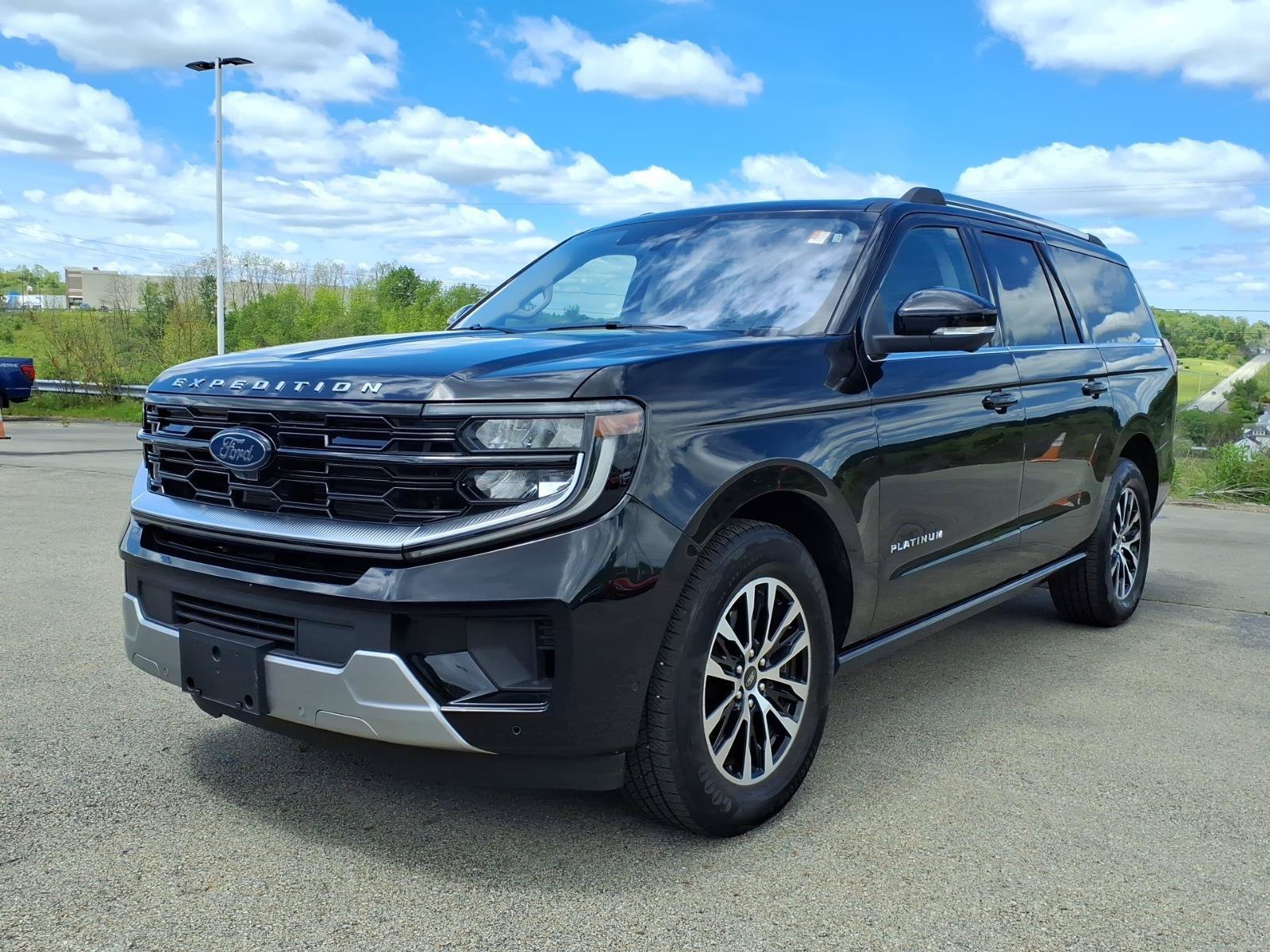 Certified 2025 Ford Expedition Max Platinum AWD/4WD image 3