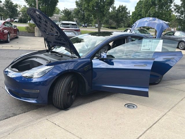 Used 2022 Tesla Model 3 Long Range AWD/4WD image 10