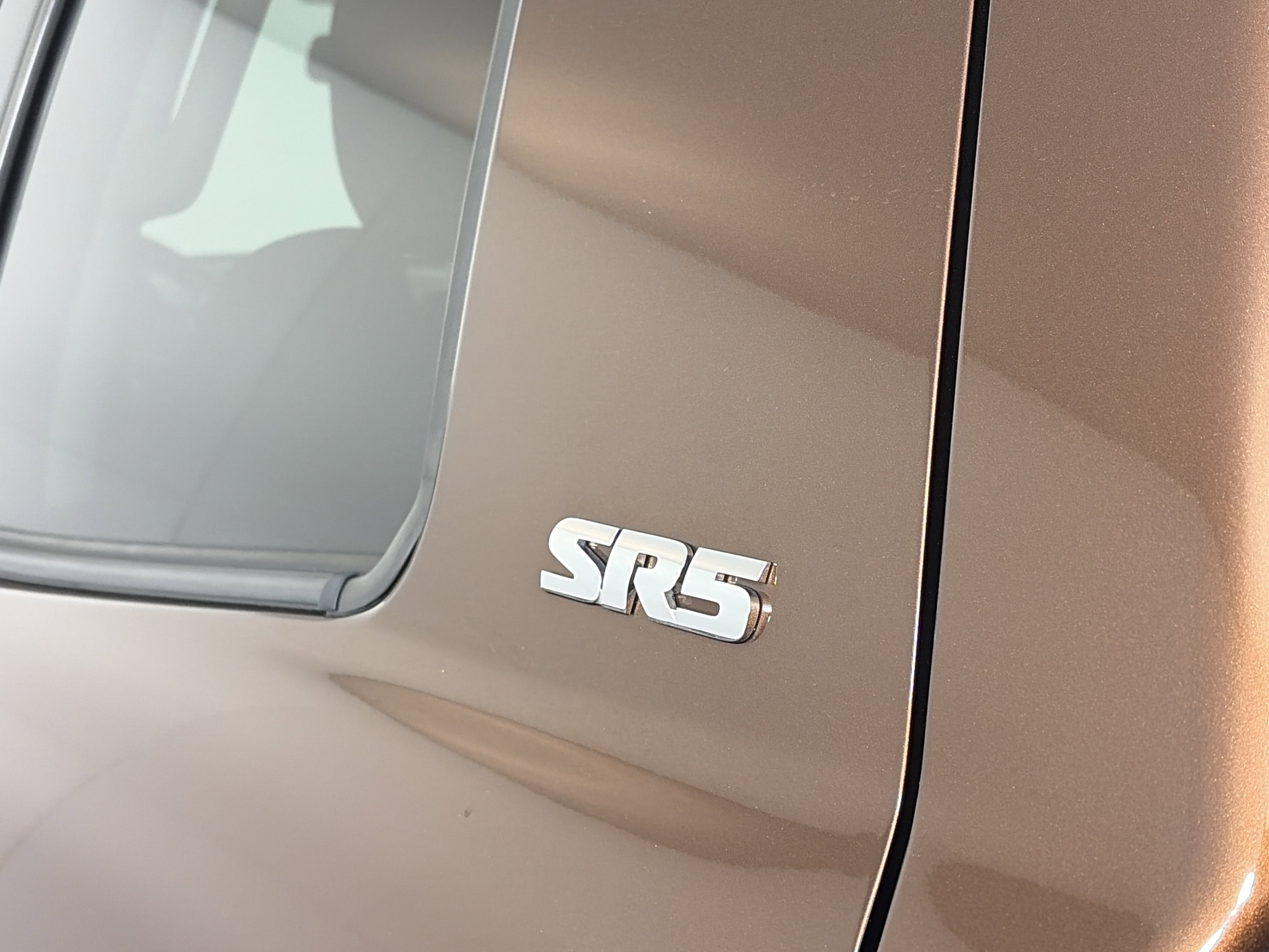 Used 2017 Toyota Tundra SR5 image 17