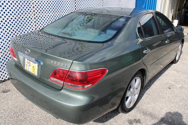 Used 2005 Lexus ES 330 FWD image 8