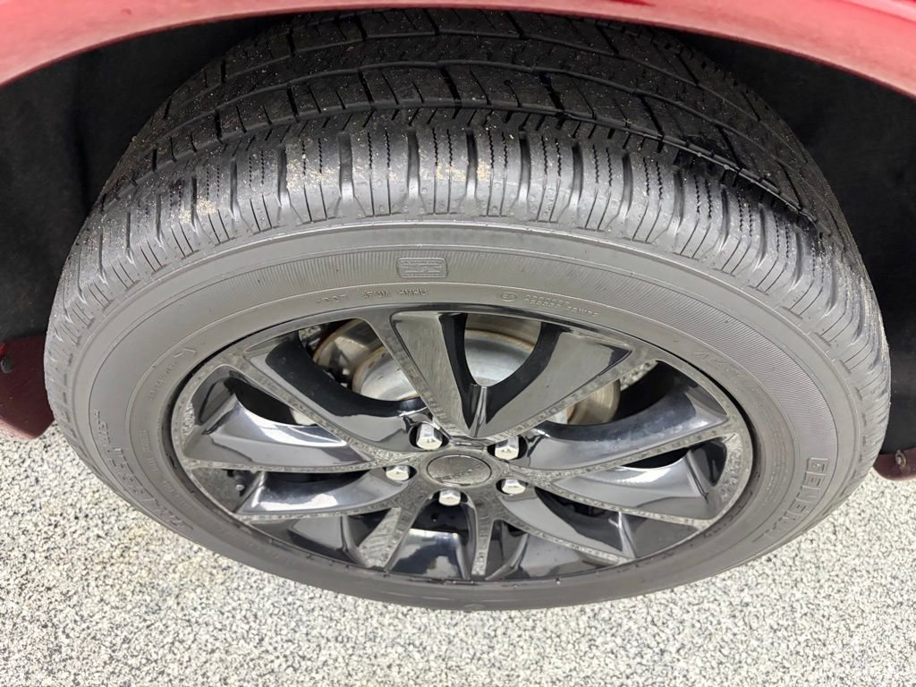 Used 2018 Dodge Durango GT w/ Blacktop Package AWD/4WD image 11