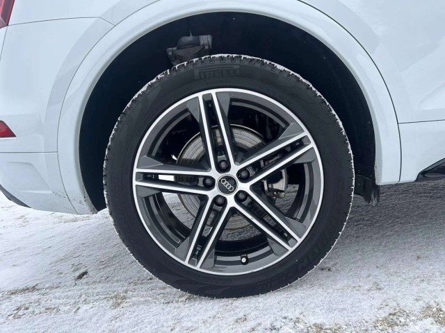 Certified 2023 Audi Q5 e Premium Plus w/ Premium Plus Package image 30