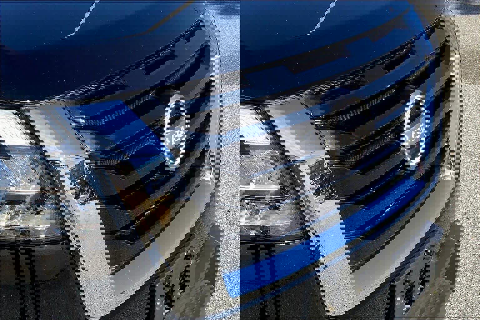 Used 2025 Nissan Pathfinder SV image 27