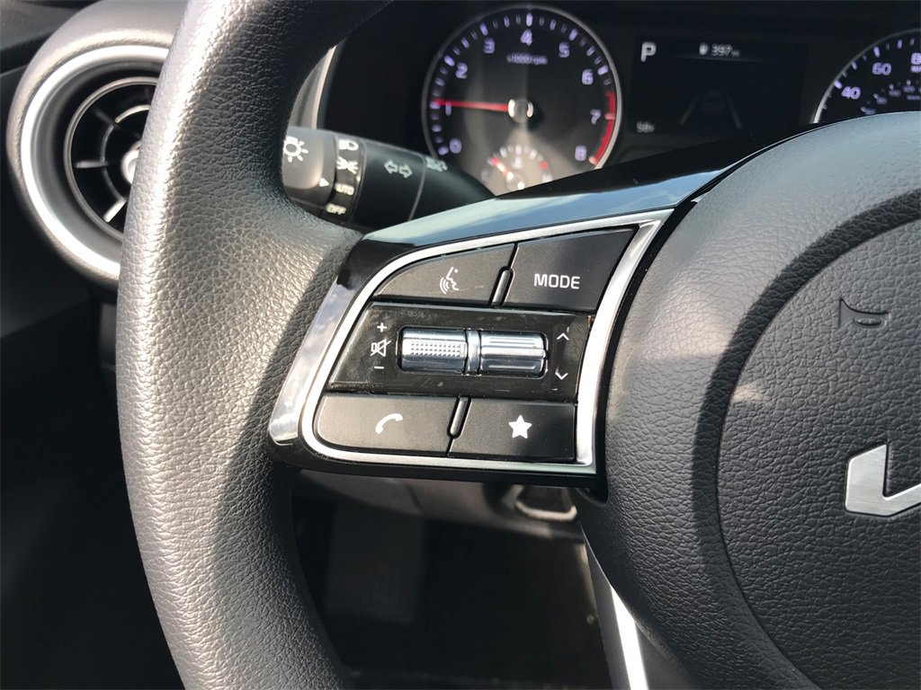 New 2024 Kia Forte LXS w/ LXS Technology Package image 11