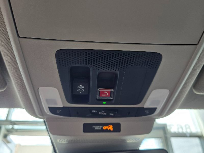 Used 2025 Honda Accord Touring image 14