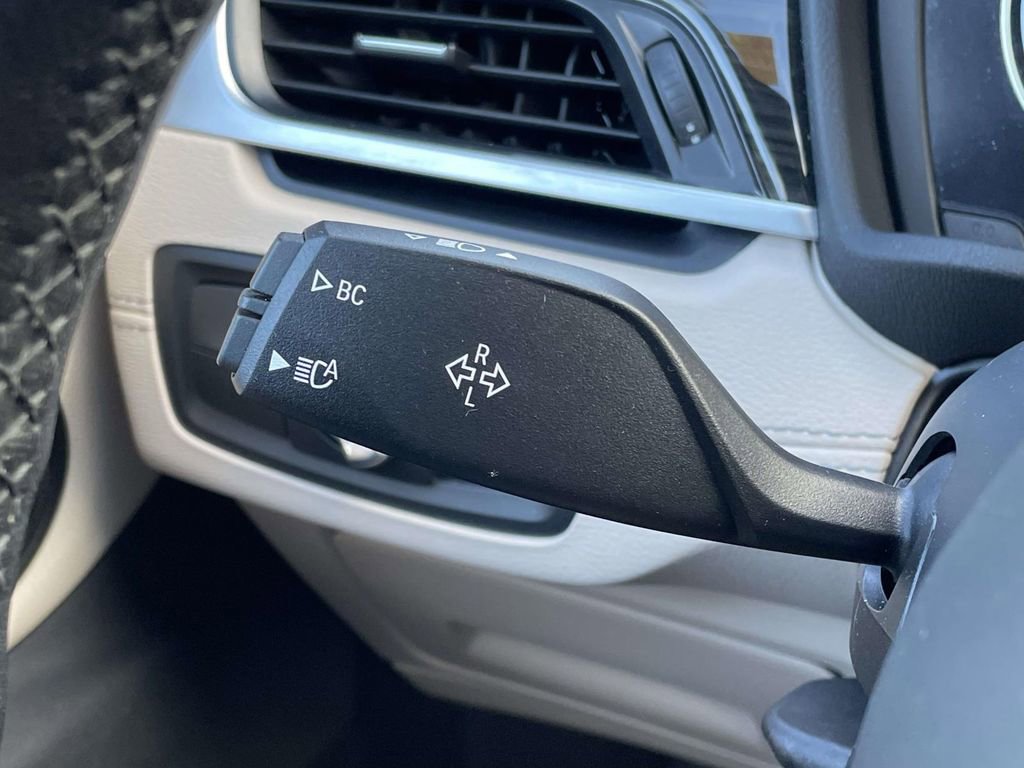 Used 2021 BMW X1 xDrive28i w/ Convenience Package image 12