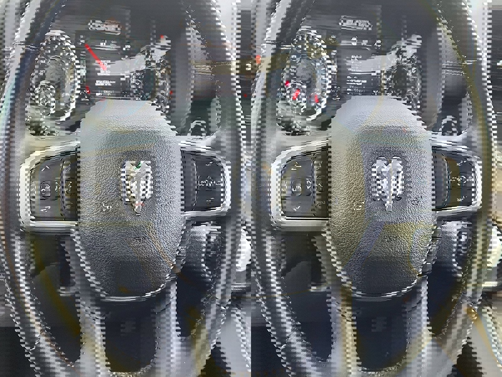 Used 2021 RAM 1500 Laramie image 25