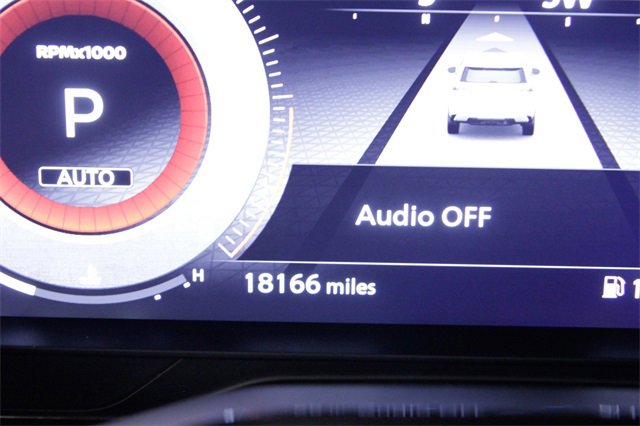 Used 2023 Nissan Pathfinder Platinum image 28