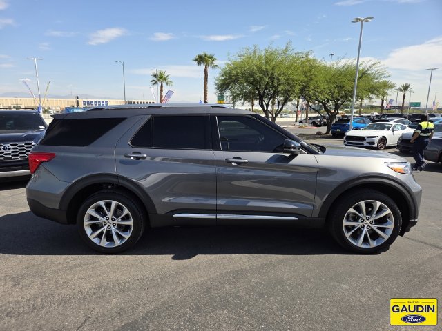 Certified 2021 Ford Explorer Platinum w/ Equipment Group 601A AWD/4WD image 8