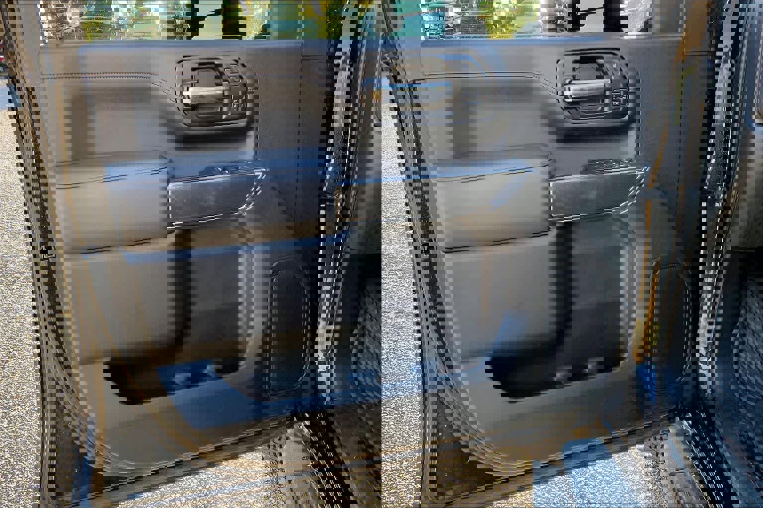 Used 2022 GMC Sierra 2500 AT4 w/ Gooseneck/5TH Wheel Package image 20