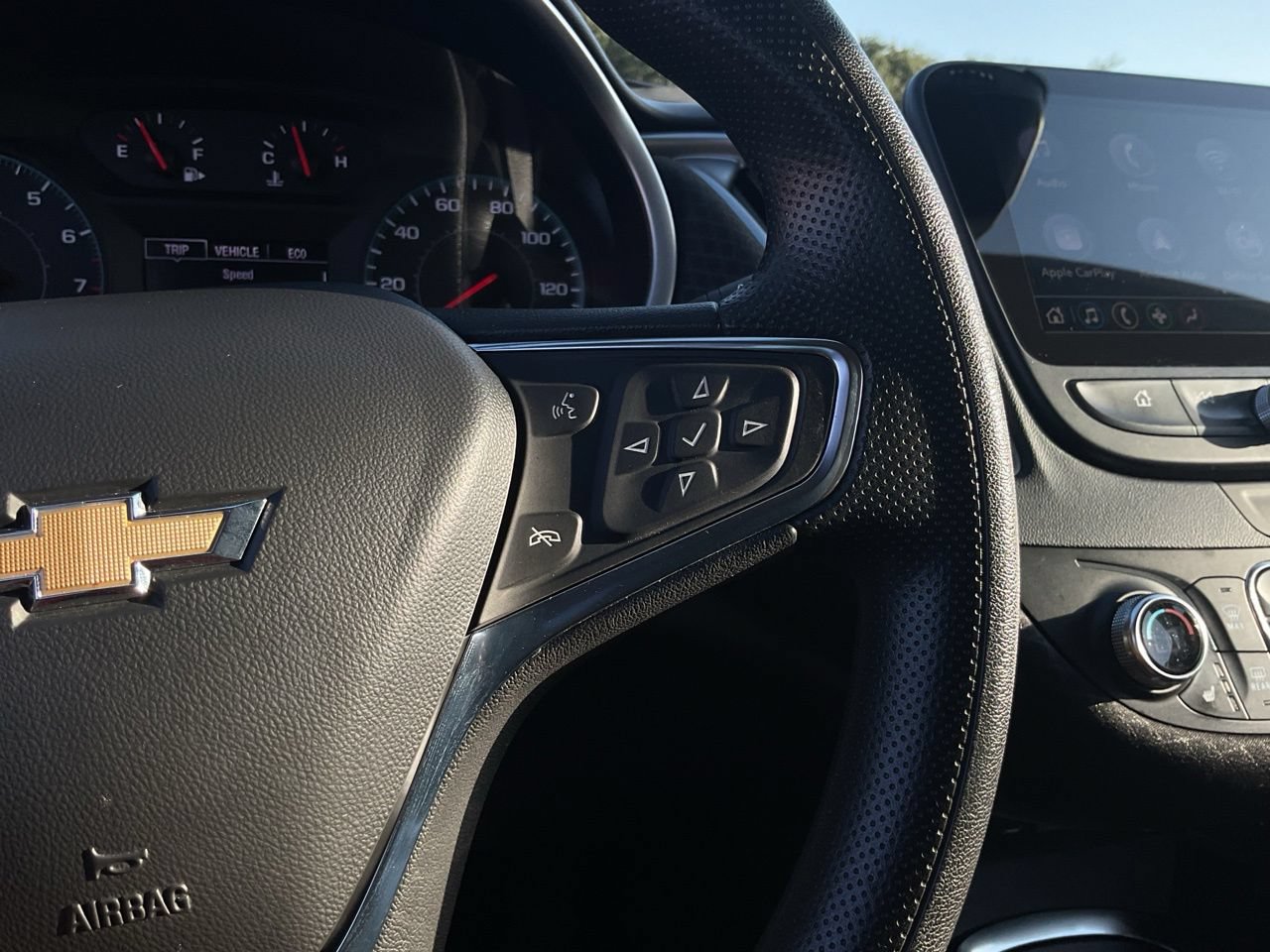 Used 2025 Chevrolet Malibu LT FWD image 23
