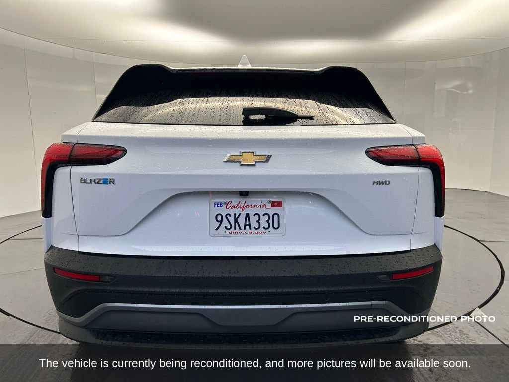 Used 2024 Chevrolet Blazer EV LT image 4