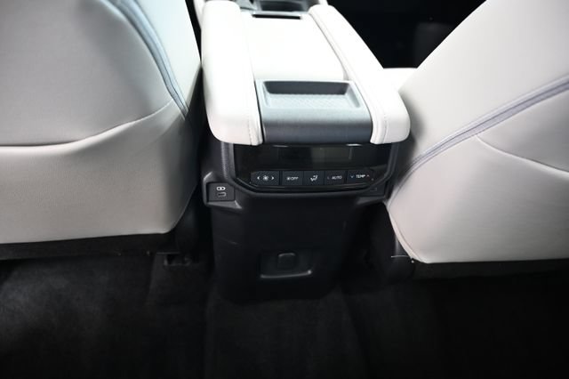 Certified 2026 Toyota Grand Highlander AWD image 27