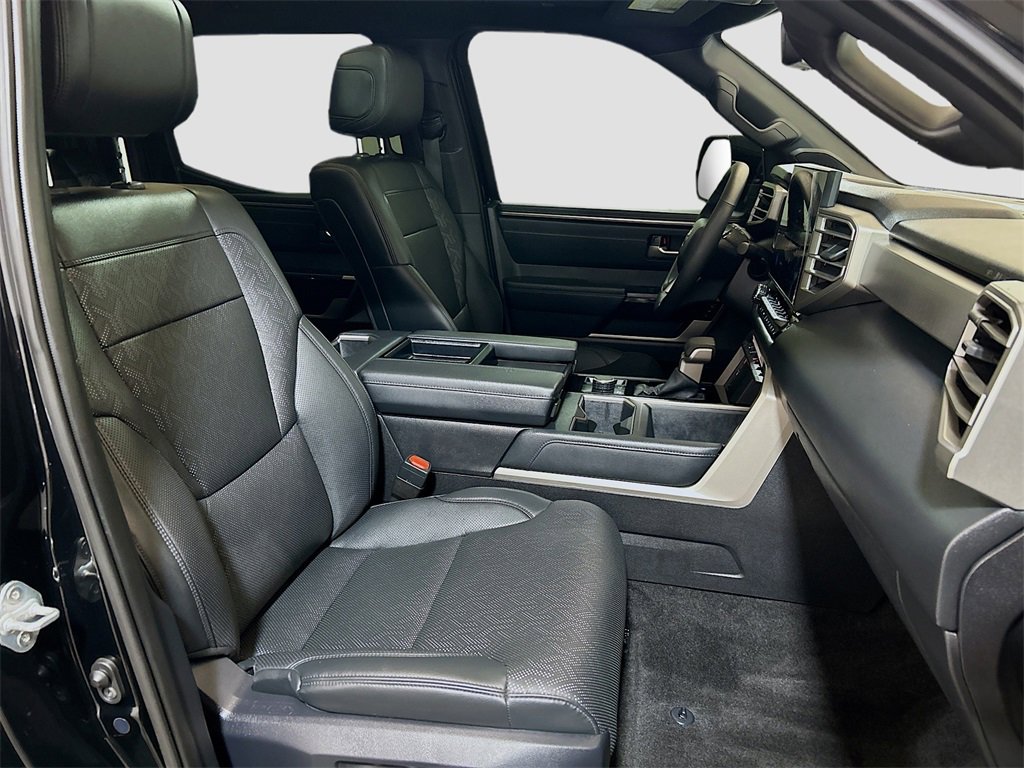Used 2025 Toyota Tundra Limited image 27